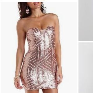 🌟Beautiful Rose Gold  Sequin Heart Shaped Dress🌟